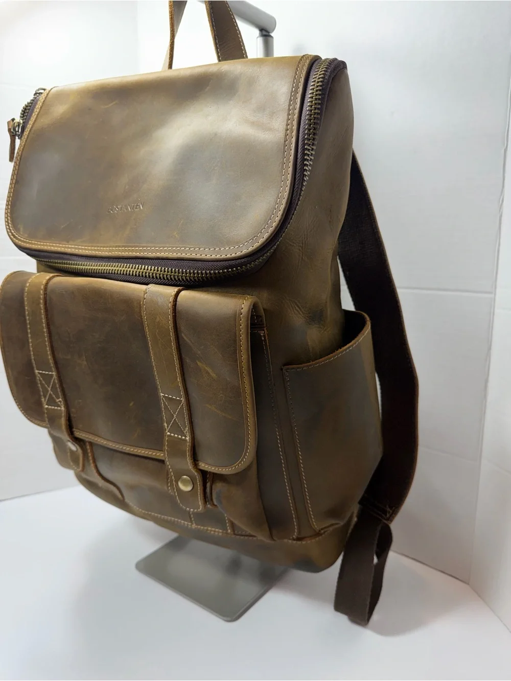 BOSTANTEN Vintage Laptop Backpack 15.6'' - Handcrafted Crazy Horse Leather $250